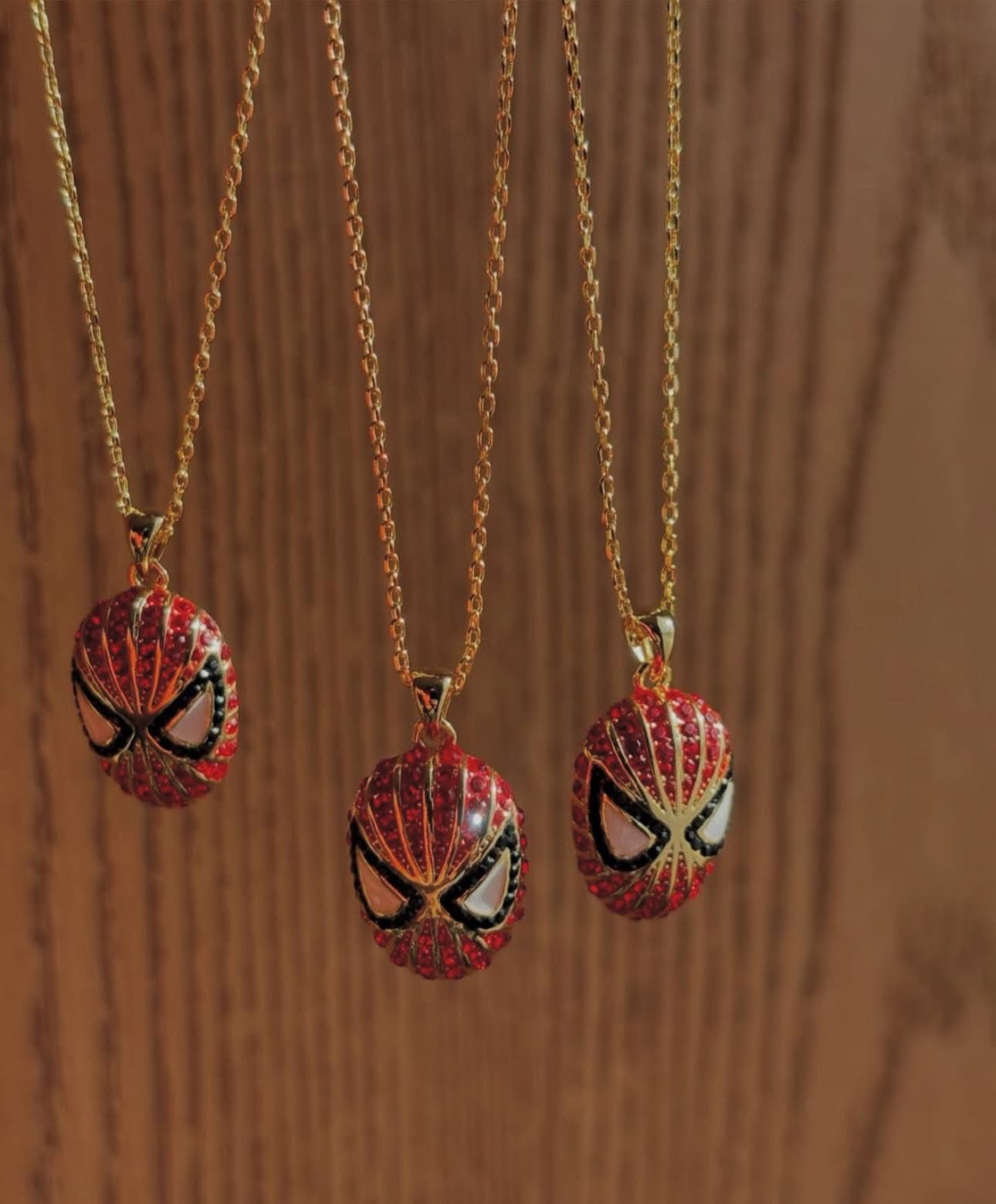 Spider man necklace & Matching bracelet